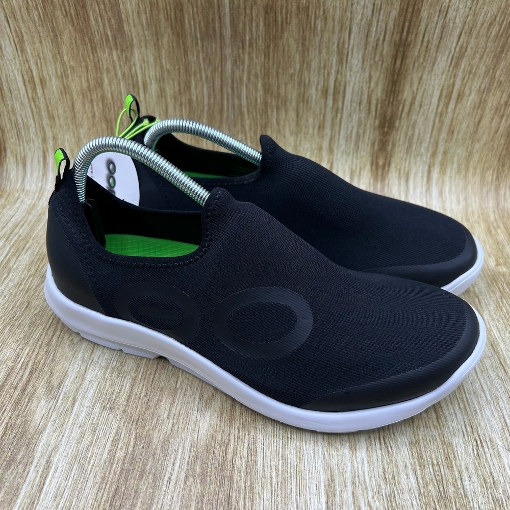 OOFOS OOmg Sport Sneakers Men's Size‎ 10 Black White Slip On Recovery Shoes NEW
